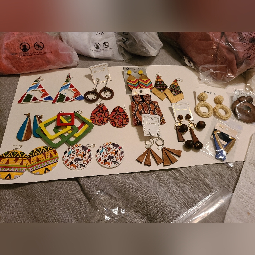 Earrings! 15 pair